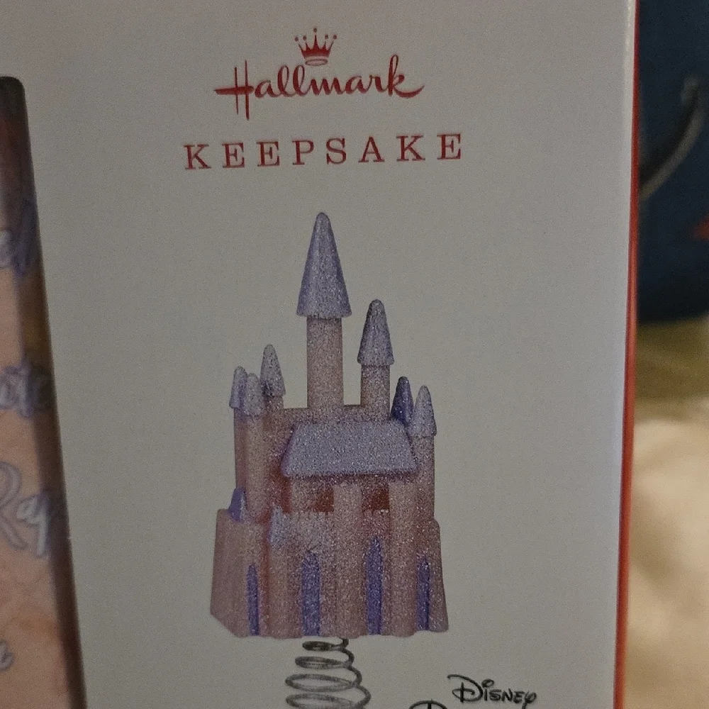 NWT Hallmark Disney Princess Tree Topper and Skirt